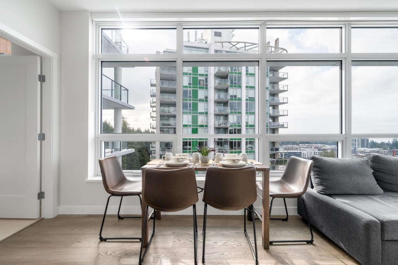Urban Oasis: Stylish Apartment Retreat At Ubc バンクーバー エクステリア 写真