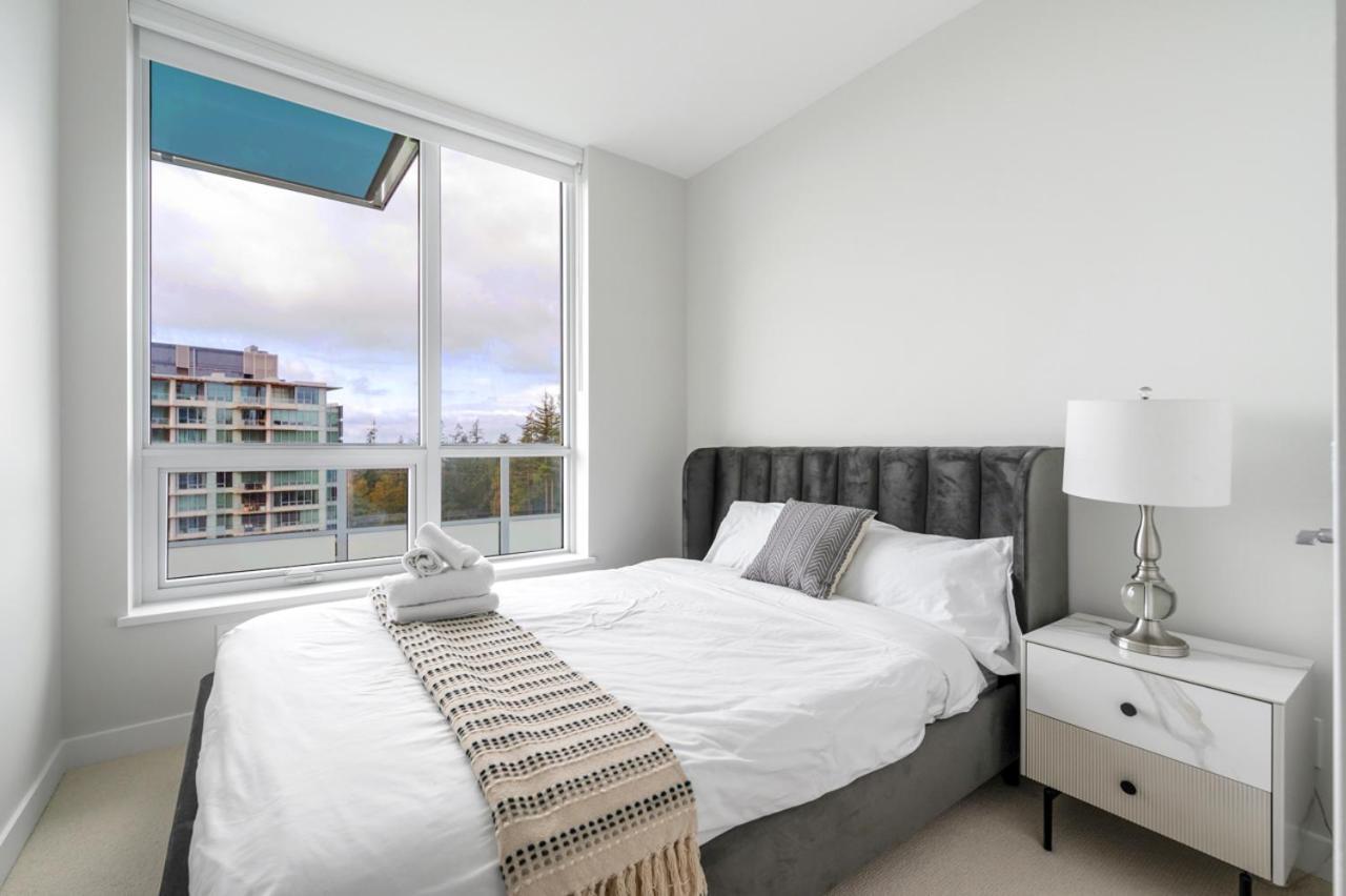 Urban Oasis: Stylish Apartment Retreat At Ubc バンクーバー エクステリア 写真